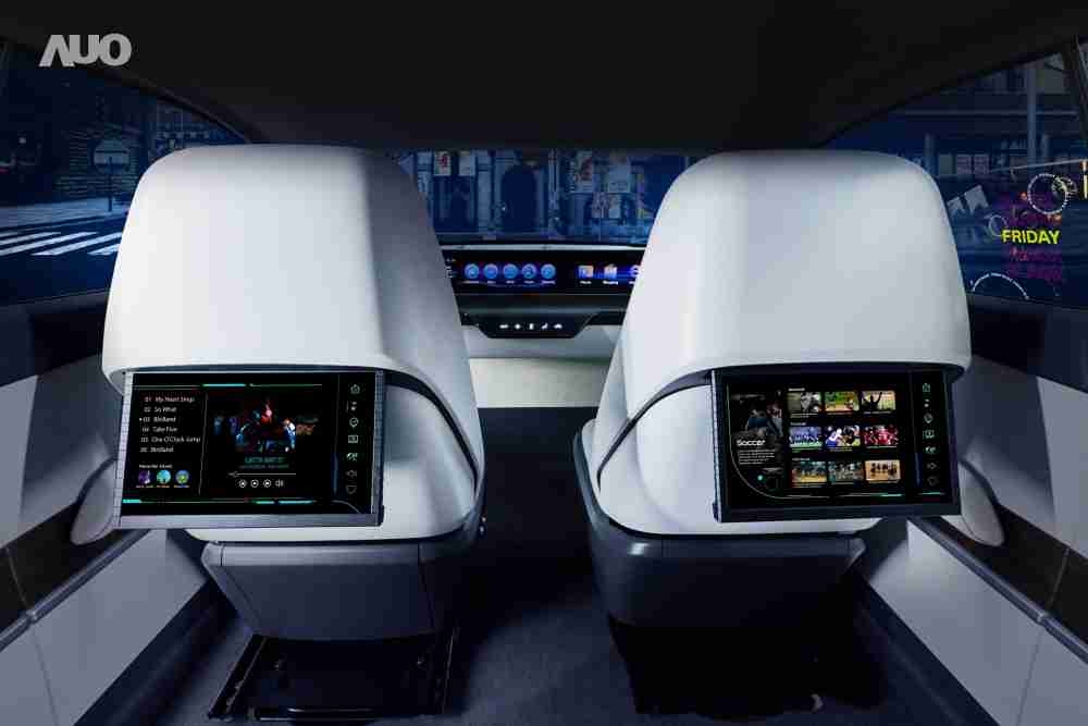 NG大舞台新一代Smart Cockpit 2024，，，，以Micro LED先进显示技术优势，，，创建〝可卷式后座娱乐显示器〞，，仅在互动时才显示出所需画面及信息，，，扩充更丰富的娱乐和交互信息服务，，，，获国际奖项荣耀